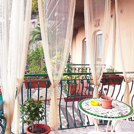 Rosangela Bed and Breakfast 3*